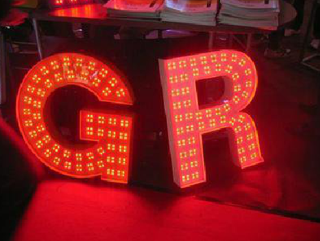 崇左LED发光字有哪些优势？