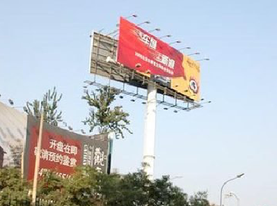 崇左户外广告怎么做才能让人一眼记住？